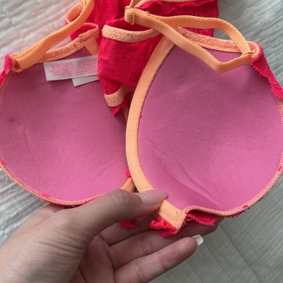 Victoria Secret bra - Picture 4 of 4